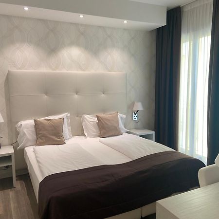 International Beach Hotel Каорле Екстериор снимка