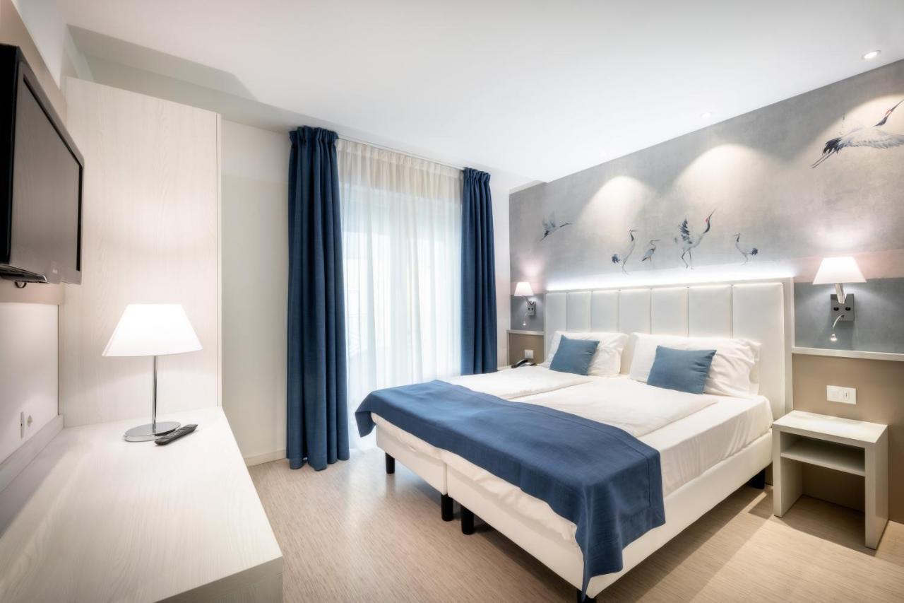 International Beach Hotel Каорле Екстериор снимка