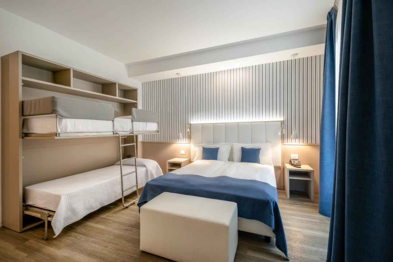 International Beach Hotel Каорле Екстериор снимка