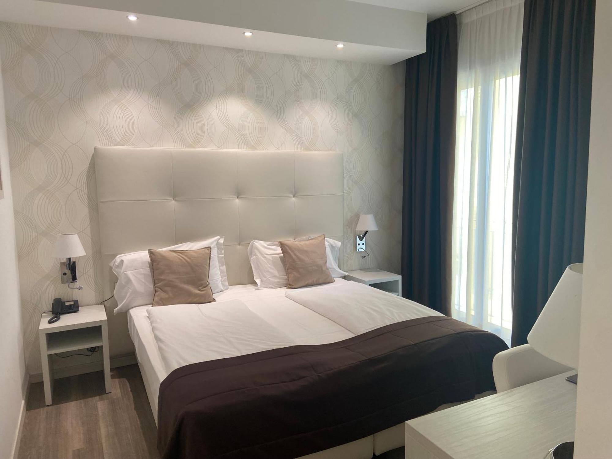 International Beach Hotel Каорле Екстериор снимка
