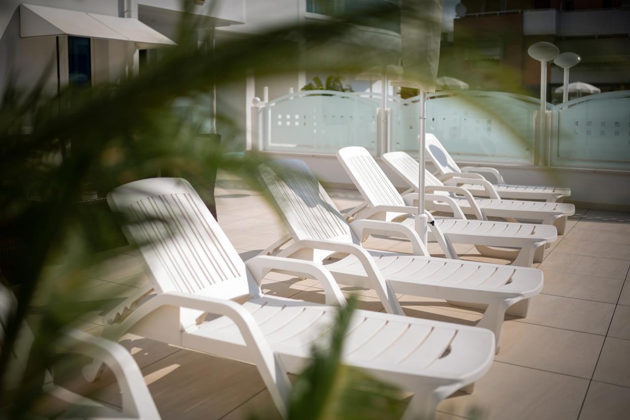 International Beach Hotel Каорле Екстериор снимка